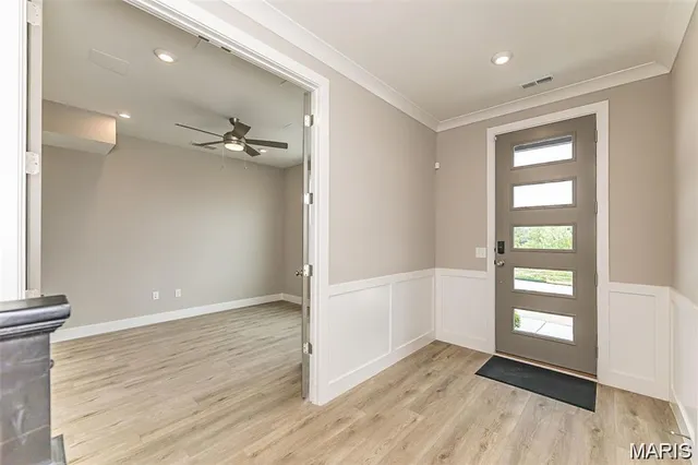 $578,900 | 8919 East Gtwy Heights, Unit 94804, Richmond Heights, MO 63144