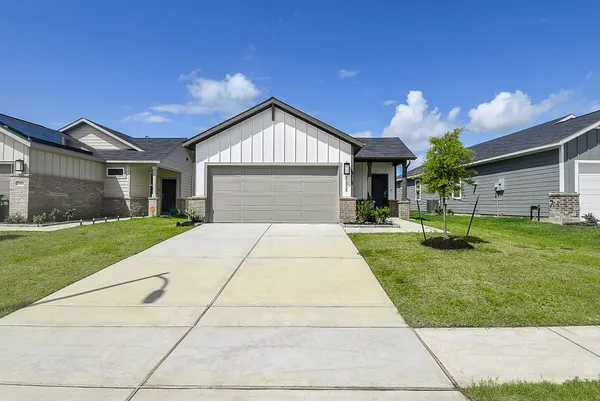 $2,000 | 21835 Red Lantana Trail, Hockley, TX 77447