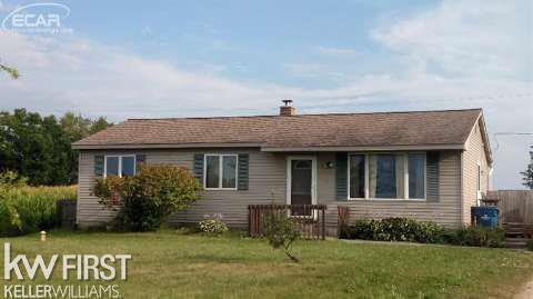 8357 Wilson Road Montrose, MI 48457 - Photo 3 of 25 20445017-2.JPG
