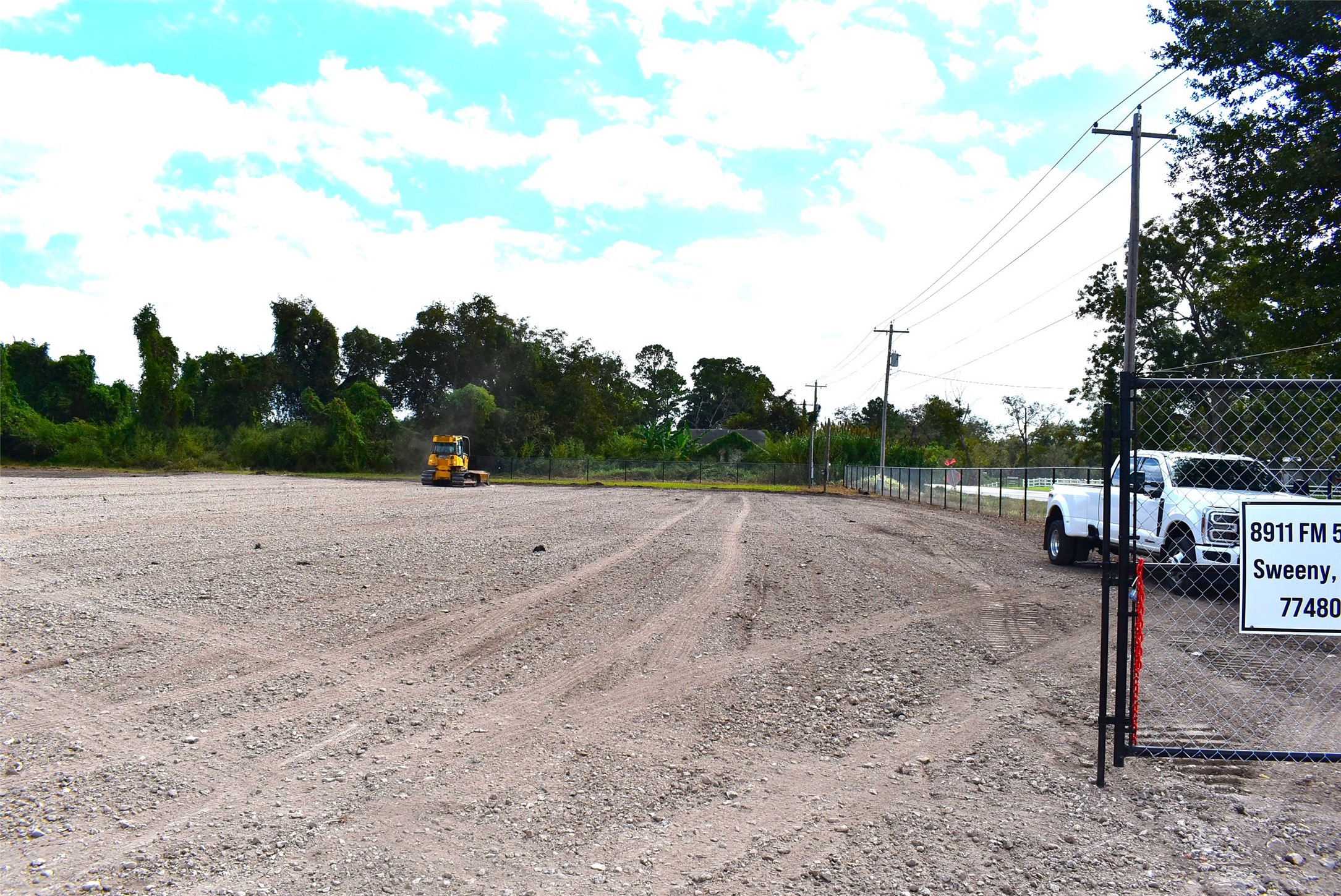 8911 FM 524 Road Sweeny, TX 77480 - Photo 3 of 19 a view of a outdoor space