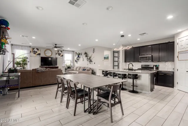 $659,900 | 17652 West Straight Arrow Lane, Surprise, AZ 85387