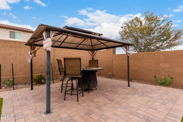 $659,900 | 17652 West Straight Arrow Lane, Surprise, AZ 85387