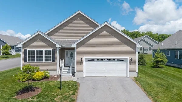 $700,000 | 2 Mulberry Lane, Hooksett, NH 03106