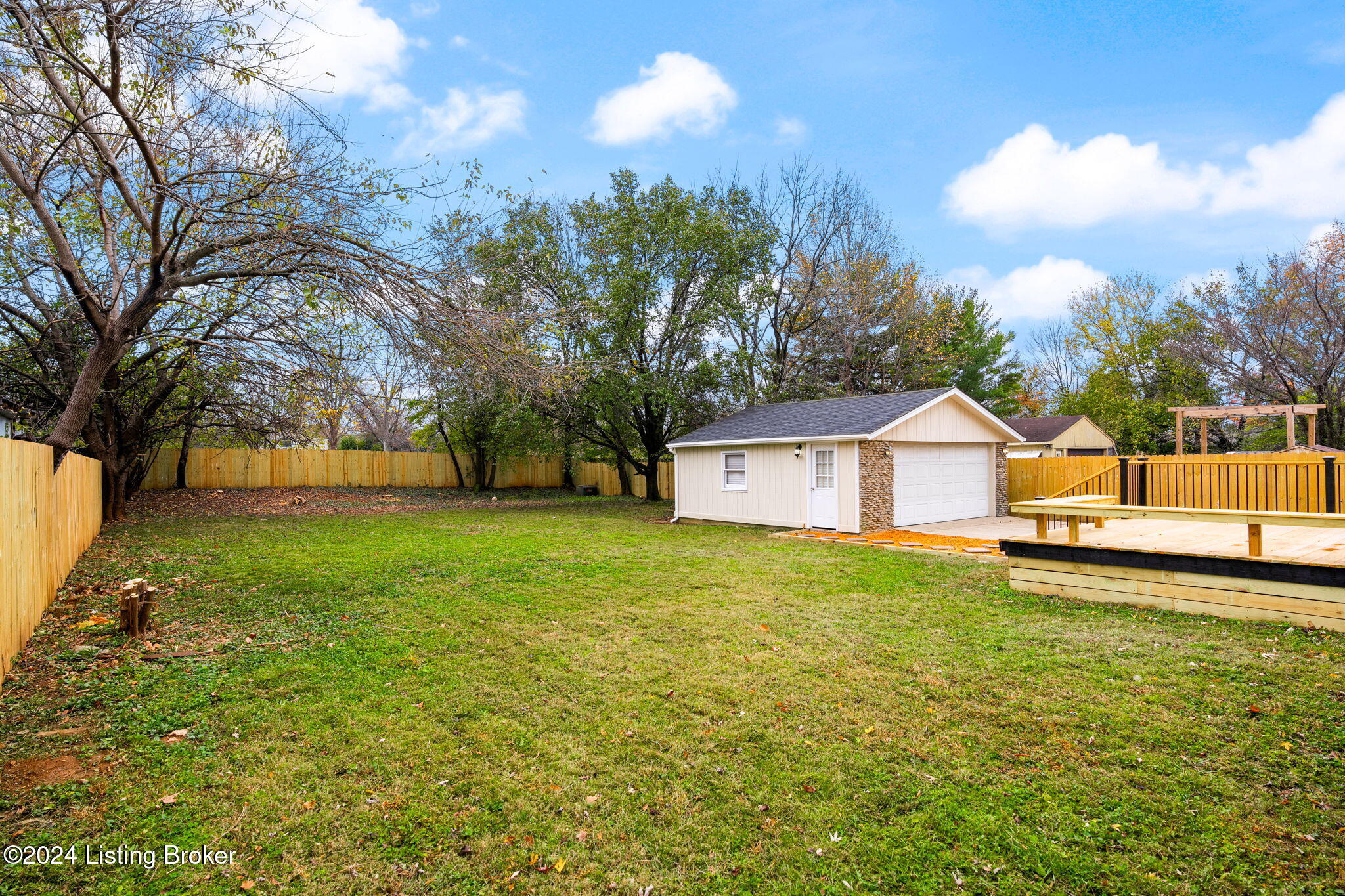 7106 Chippenham Road Louisville, KY 40222 - Photo 56 of 59 7106 Chippenham Rd-11