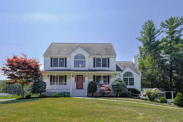 $674,900 | 10 Hummingbird Lane, Unit 84003, Derry, NH 03038