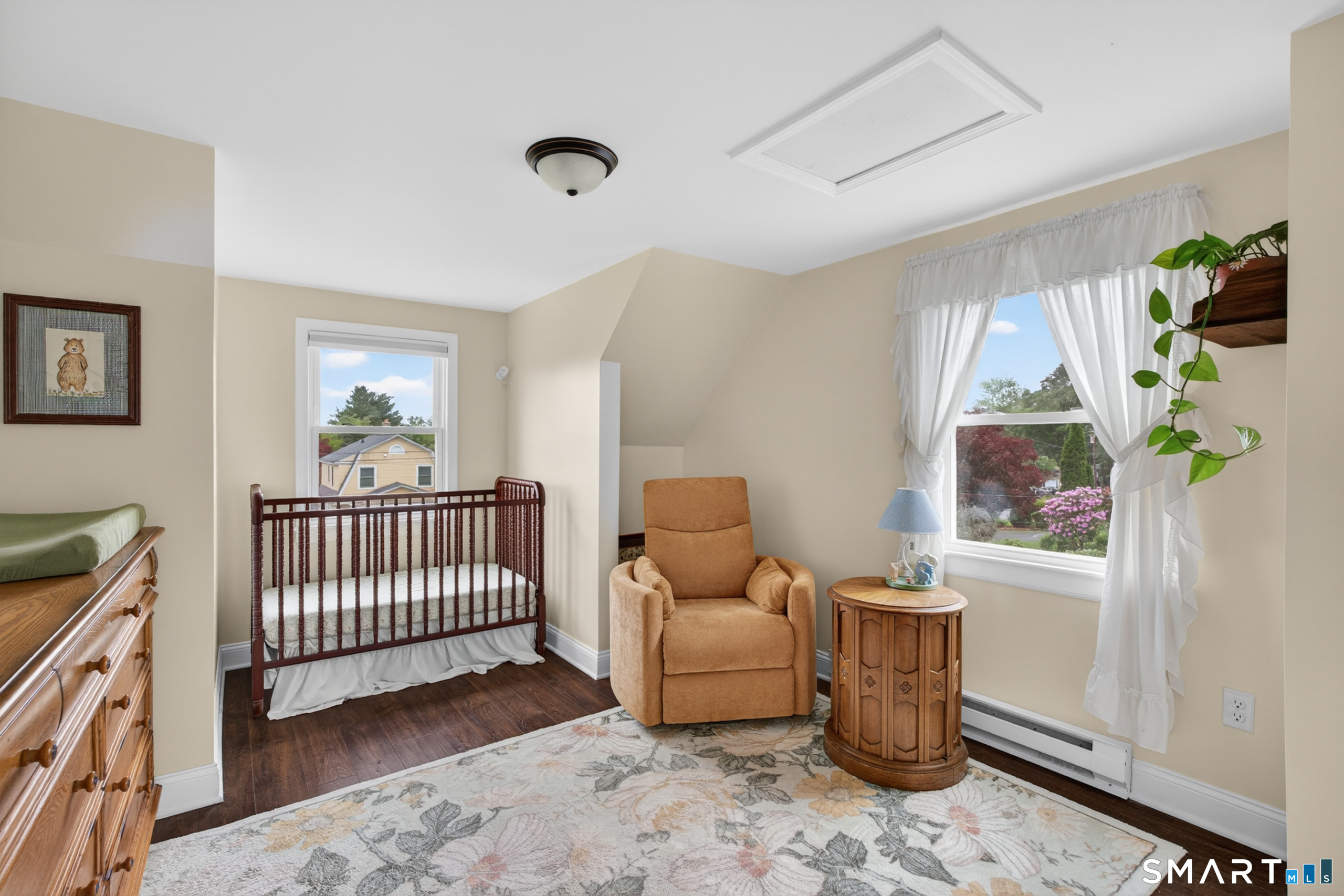 33 Sinclair Street Windsor, CT 06095 - Photo 20 of 27 Second Floor bedroom.