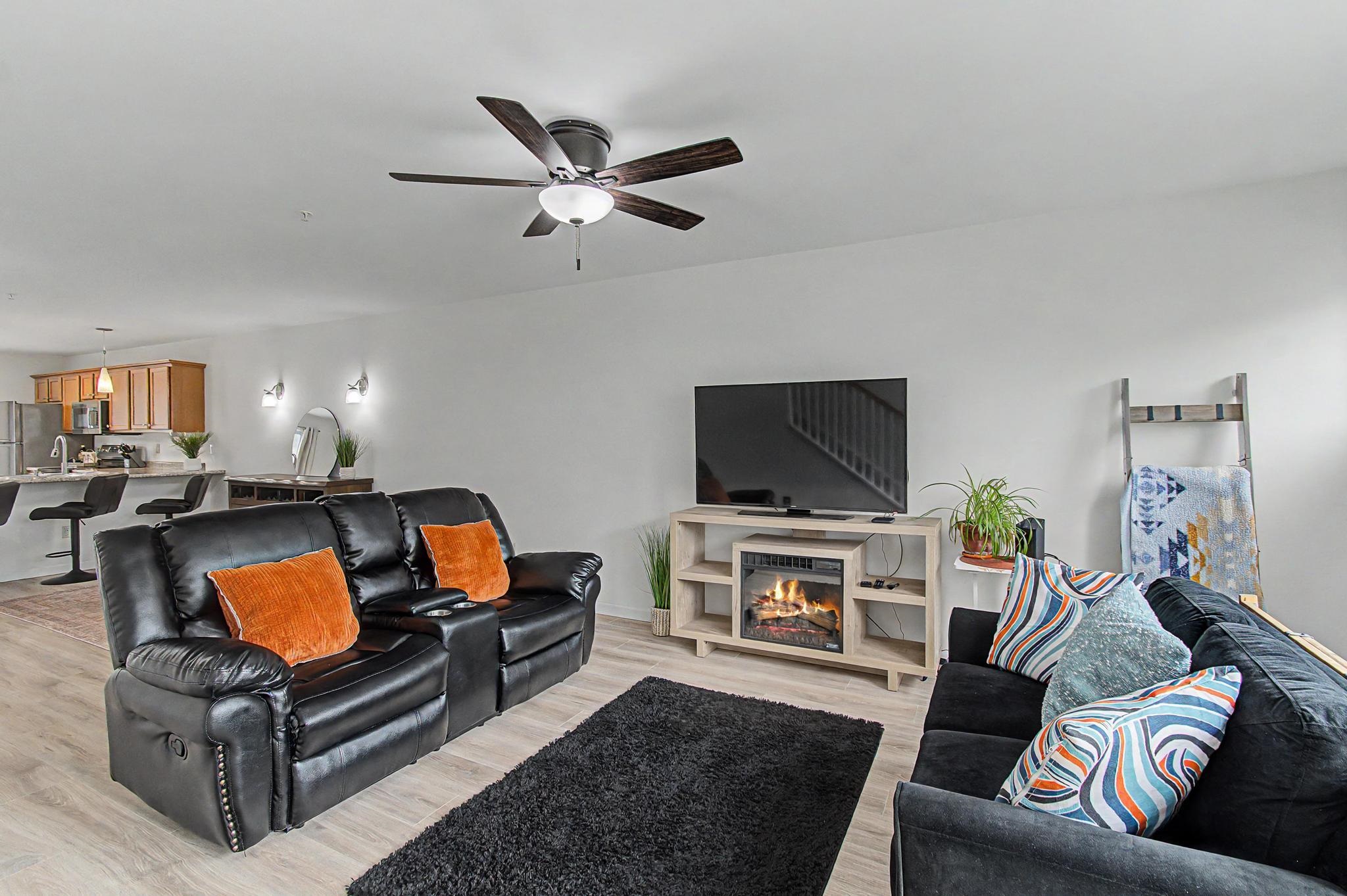 87 John Fay Road, Unit 307 South Burlington, VT 05403 - Photo 4 of 33