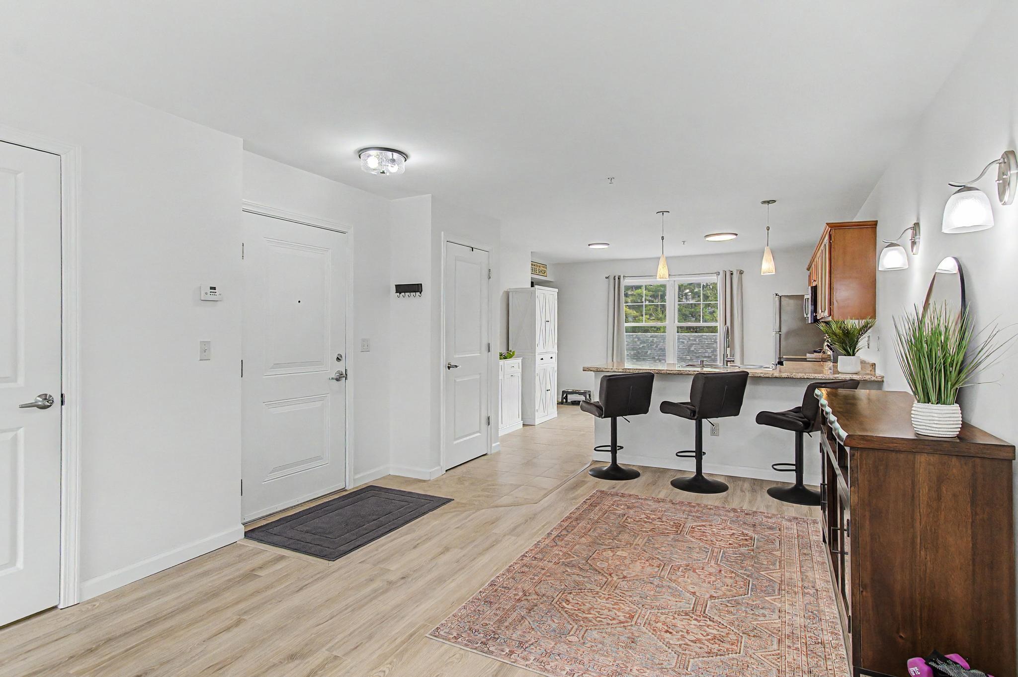87 John Fay Road, Unit 307 South Burlington, VT 05403 - Photo 5 of 33