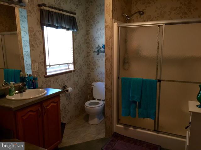 2965 Turkey Point Road North East, MD 21901 - Photo 25 of 28 Bath (Master)