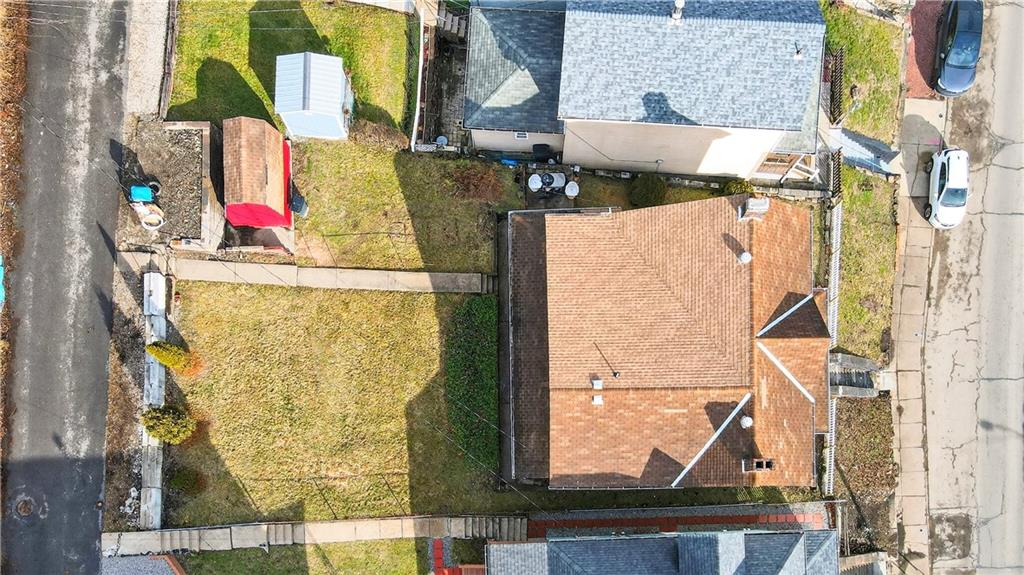422 West 7th Avenue Tarentum, PA 15084 - Photo 46 of 50 a view of walk in closet