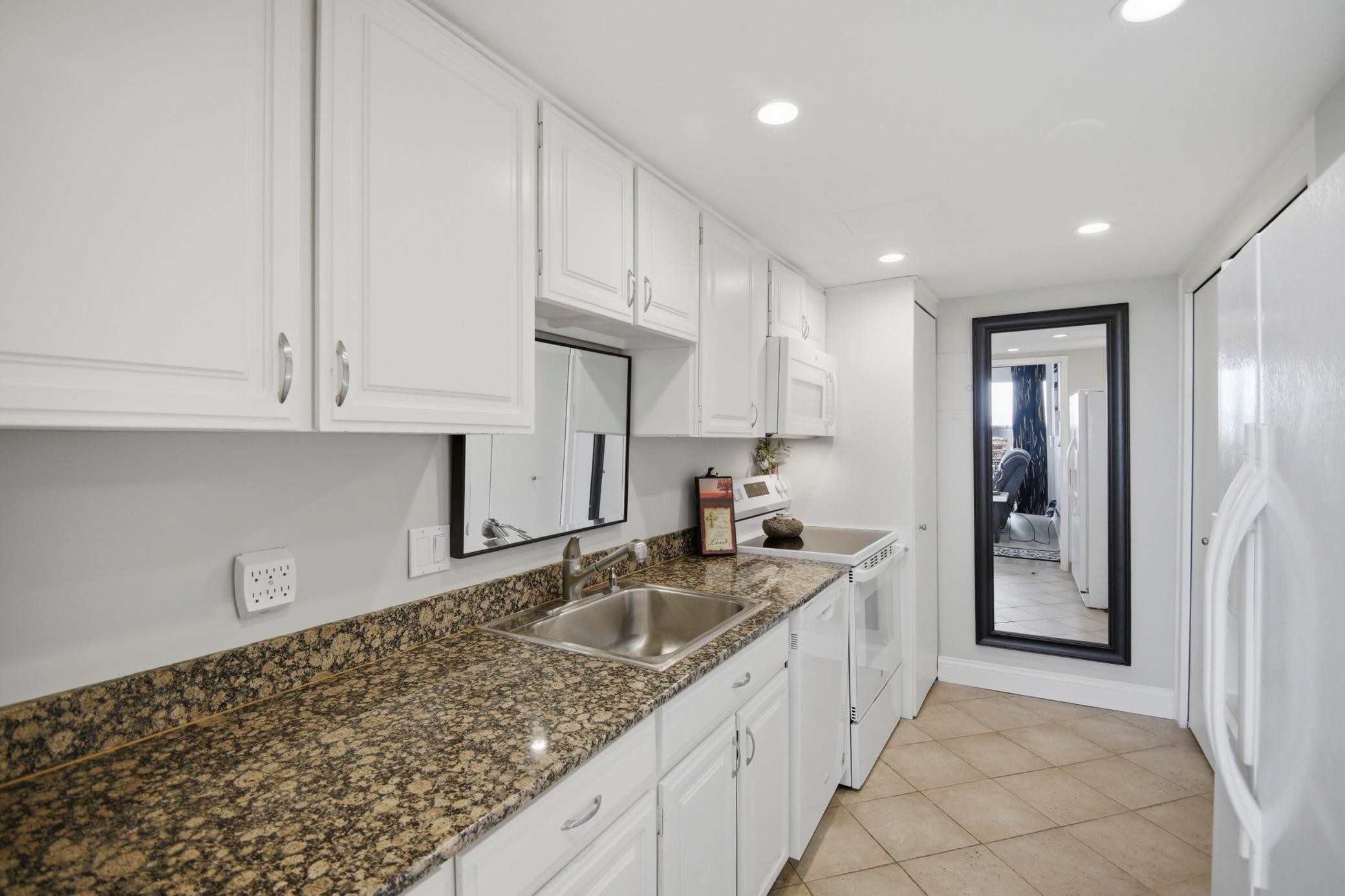 207 5th Avenue Southwest, Unit 901 Rochester, MN 55902 - Photo 14 of 42