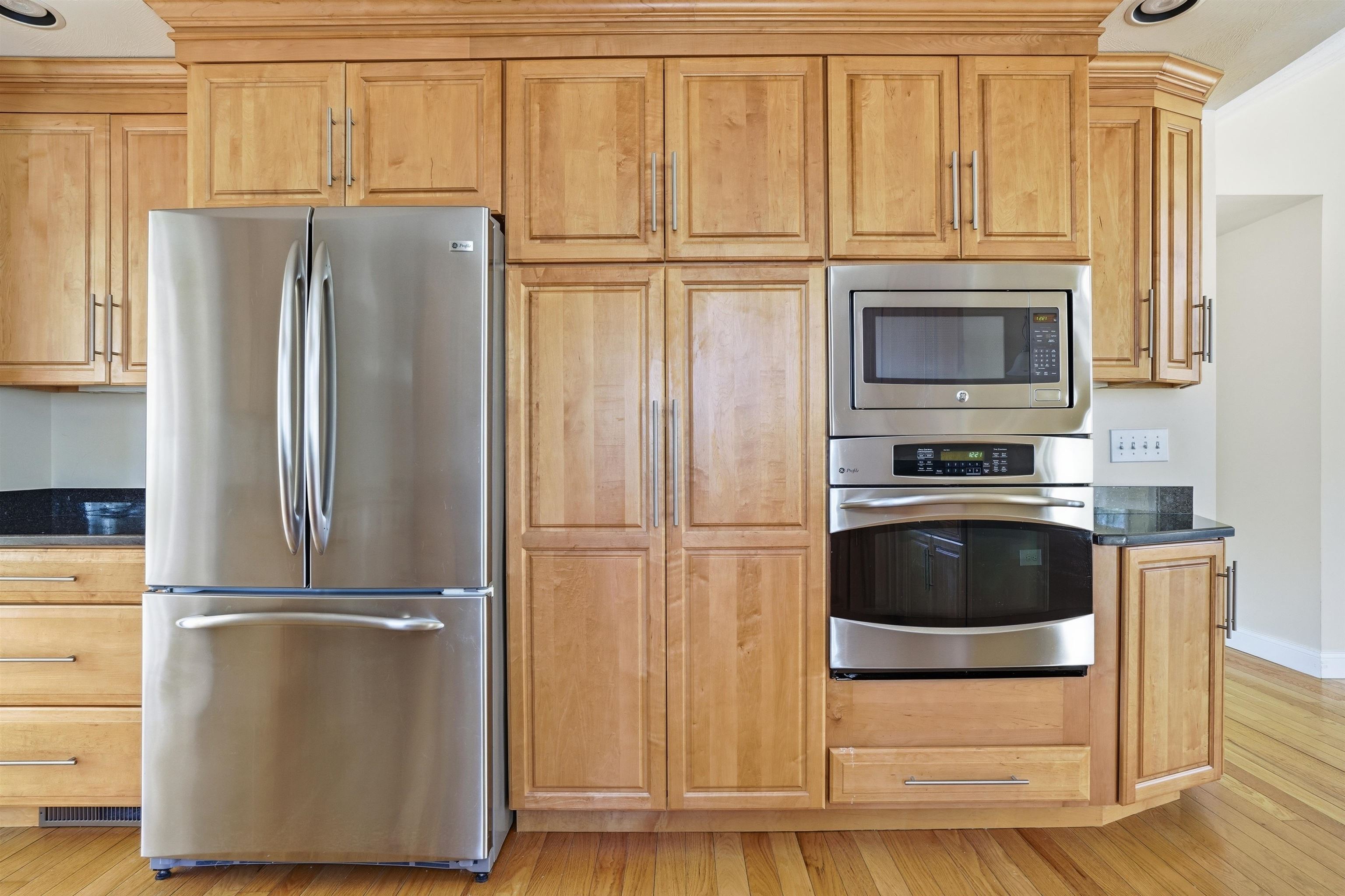 8 Indian Hill Road, Unit L Derry, NH 03038 - Photo 16 of 35