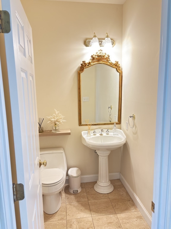 135 Shawsheen Road Bedford, MA 01730 - Photo 22 of 33
