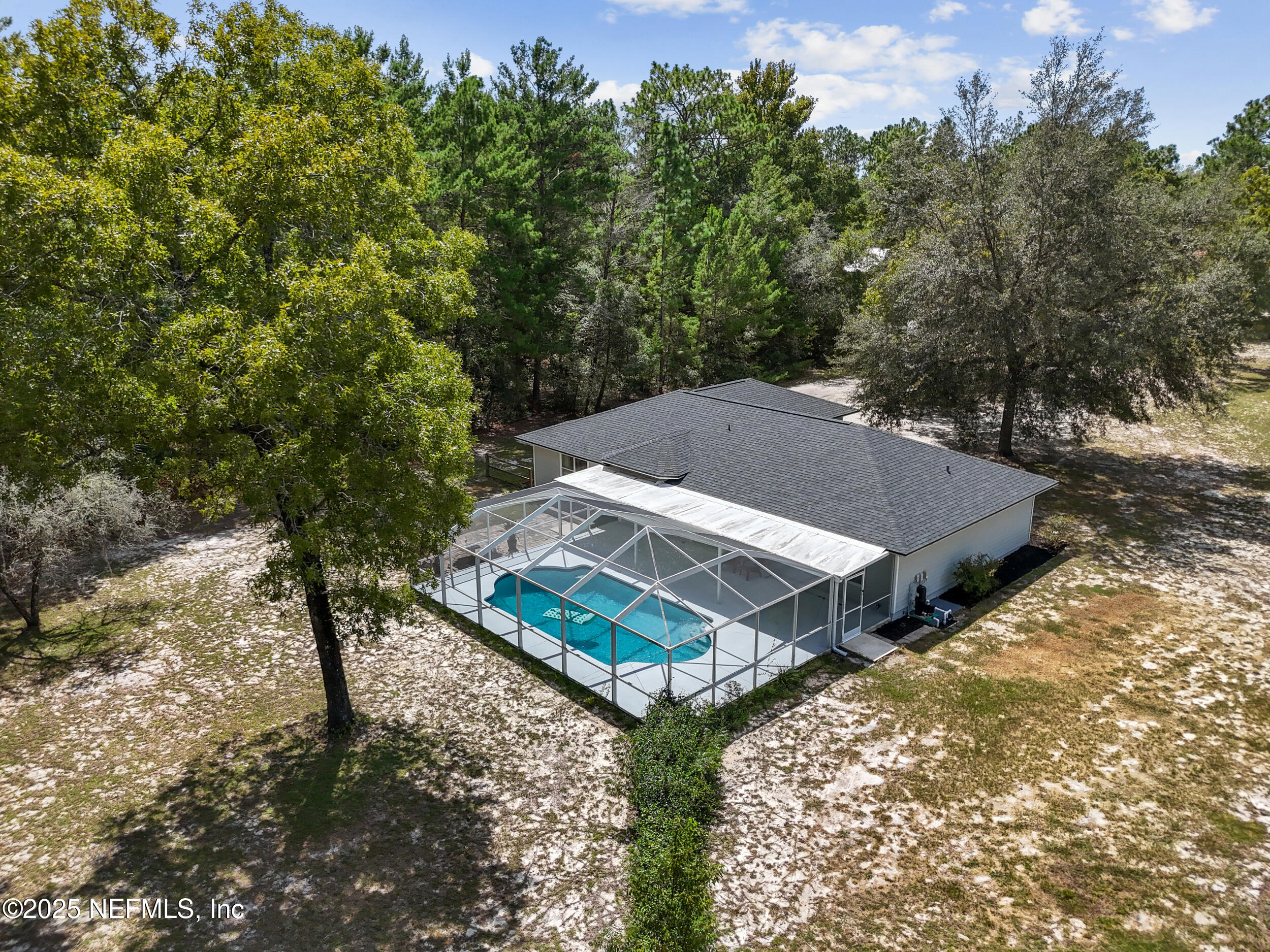 7557 Alameda Way Keystone Heights, FL 32656 - Photo 36 of 40 an aerial view of a house