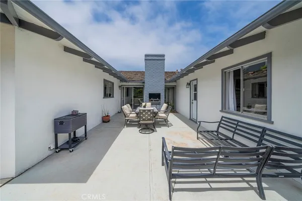 $9,500 | 2808 VÃa Pacheco, Palos Verdes Estates, CA 90274