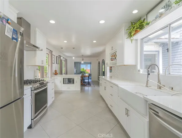 $9,500 | 2808 VÃa Pacheco, Palos Verdes Estates, CA 90274