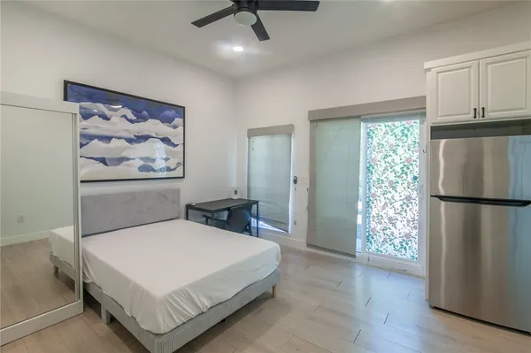 $1,895 | 1419 South Curson Avenue, Unit B, Los Angeles, CA 90019