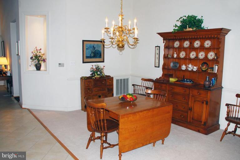 367 Colony Point Place Edgewater, MD 21037 - Photo 5 of 23 Dining Room