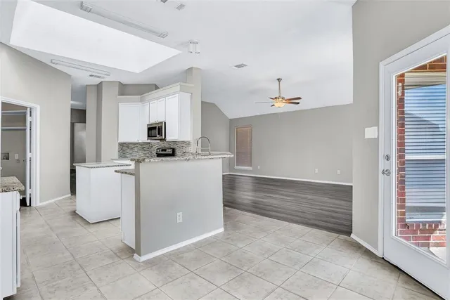 $2,595 | 11121 Covey Lane, Frisco, TX 75035