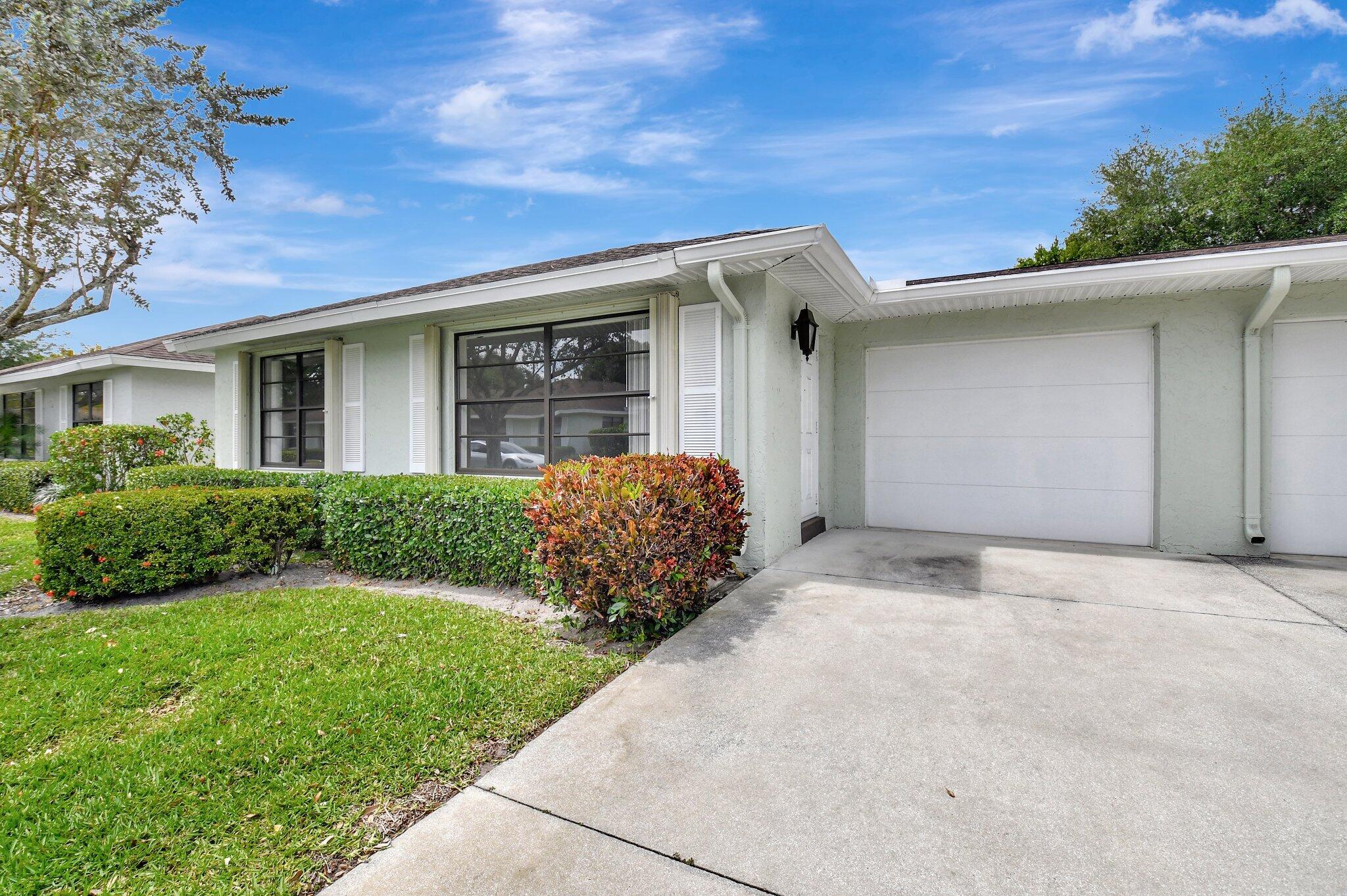 9805 Walnut Tree Way, Unit A Boynton Beach, FL 33436 - Photo 43 of 53 Front Exterior