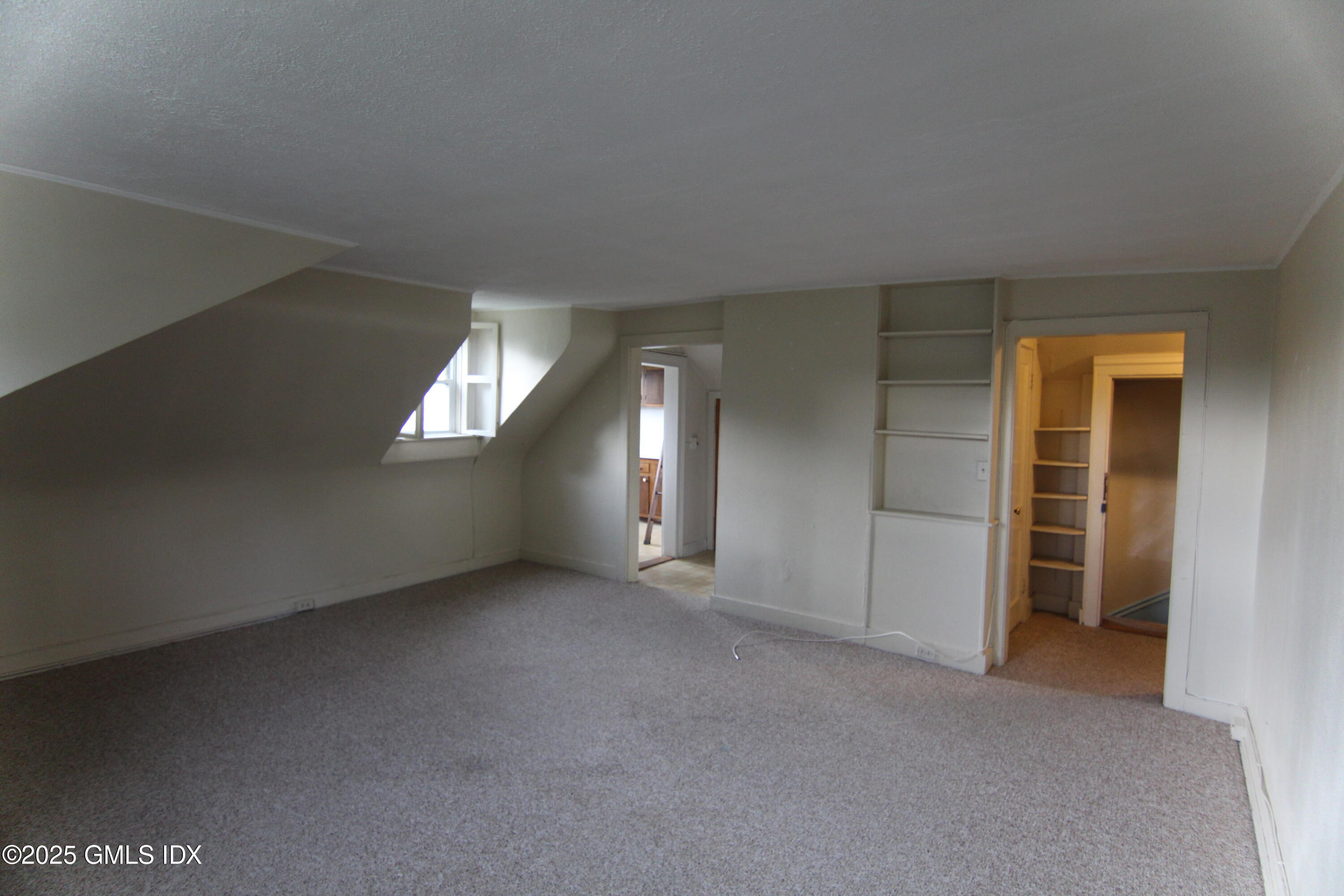 90 Riverside Avenue, Unit 5 Riverside, CT 06878 - Photo 4 of 13