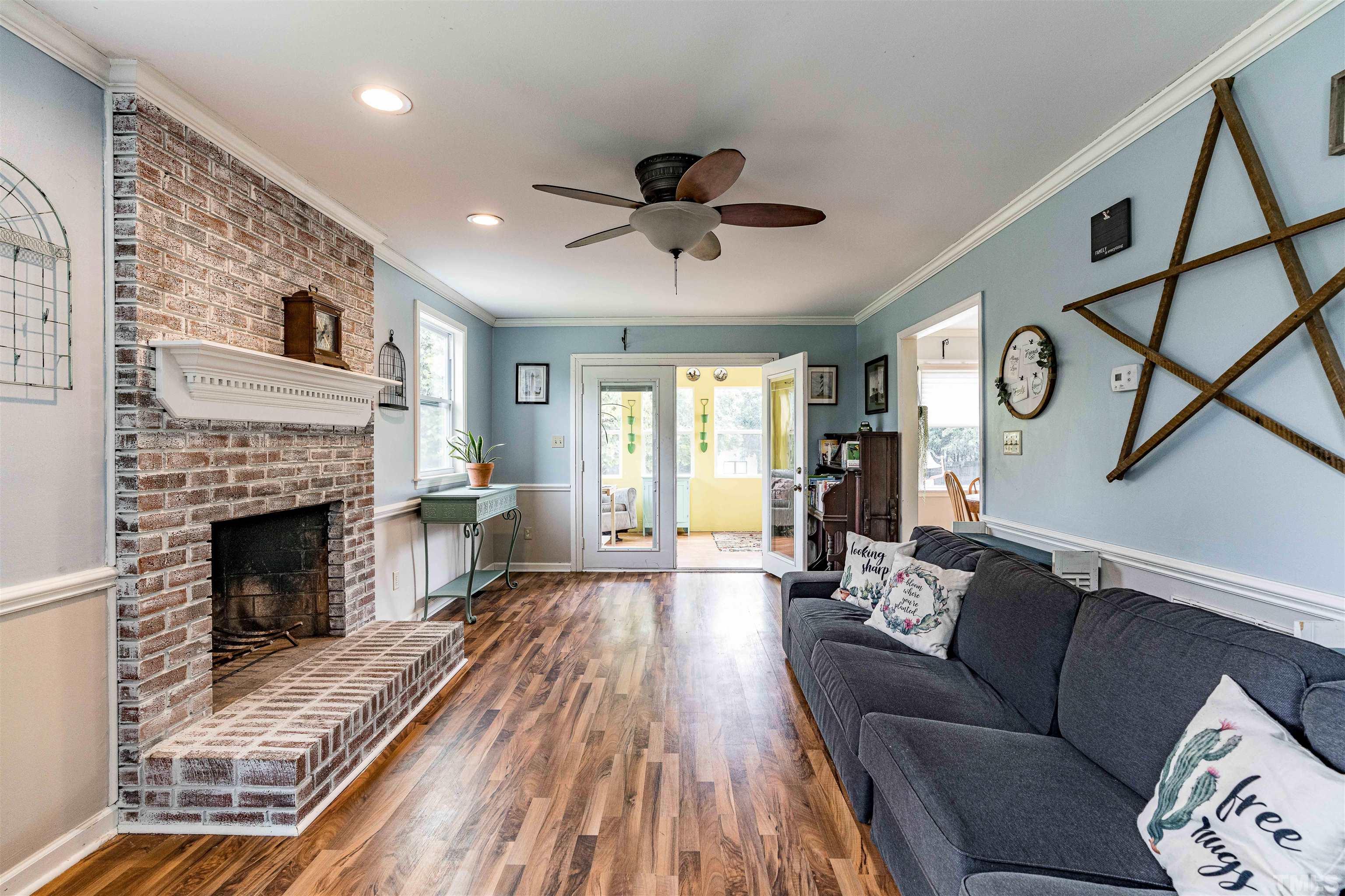 9340 Farm Meadow Road Raleigh, NC 27603 - Photo 5 of 45