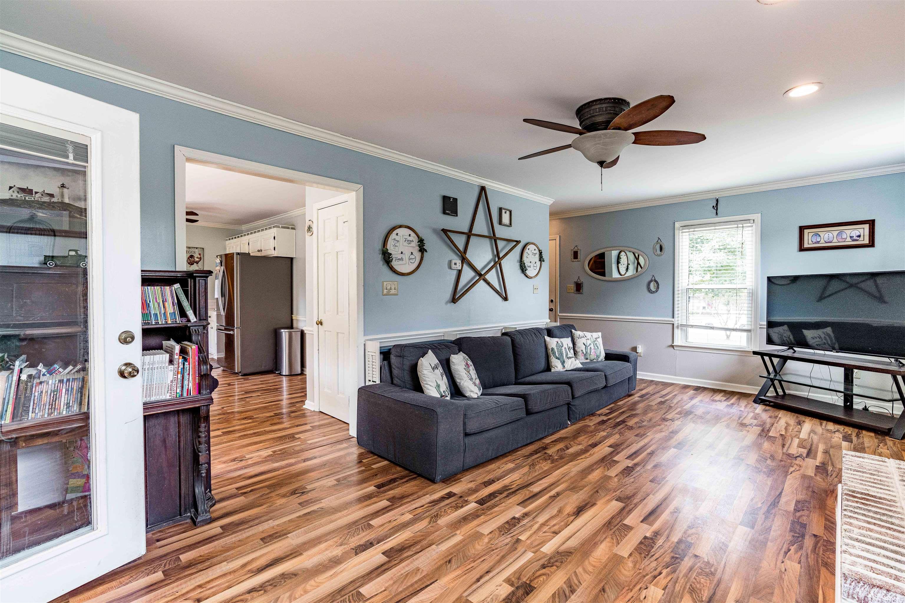 9340 Farm Meadow Road Raleigh, NC 27603 - Photo 7 of 45