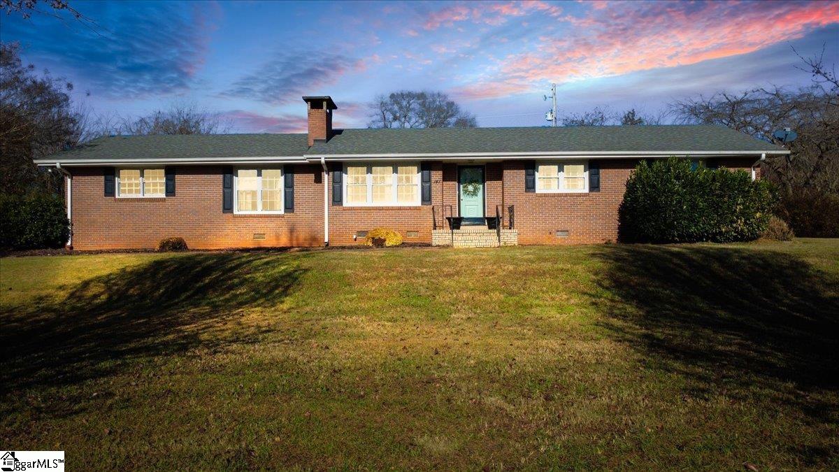 141 McJunkin Drive Pickens, SC 29671 - Photo 2 of 38