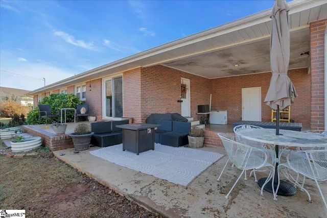 $289,900 | 141 McJunkin Drive, Pickens, SC 29671