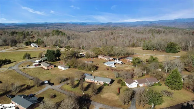 $289,900 | 141 McJunkin Drive, Pickens, SC 29671