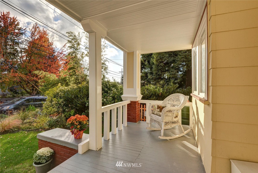 420 Northwest 45th Street Seattle, WA 98107 - Photo 2 of 25