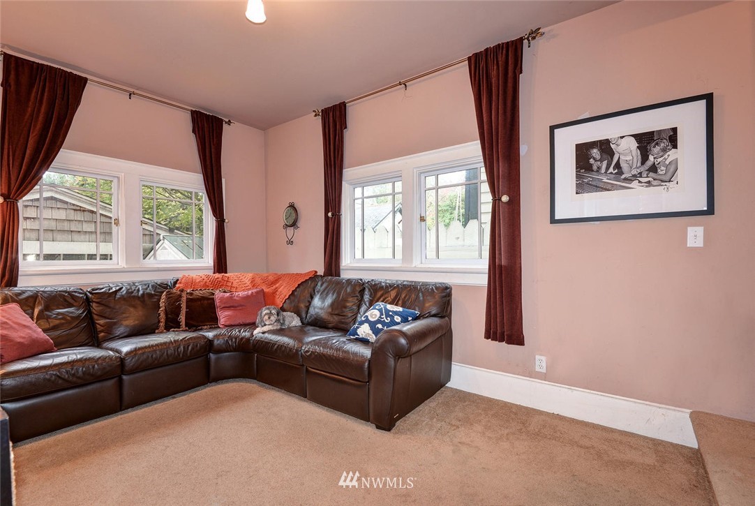 420 Northwest 45th Street Seattle, WA 98107 - Photo 11 of 25