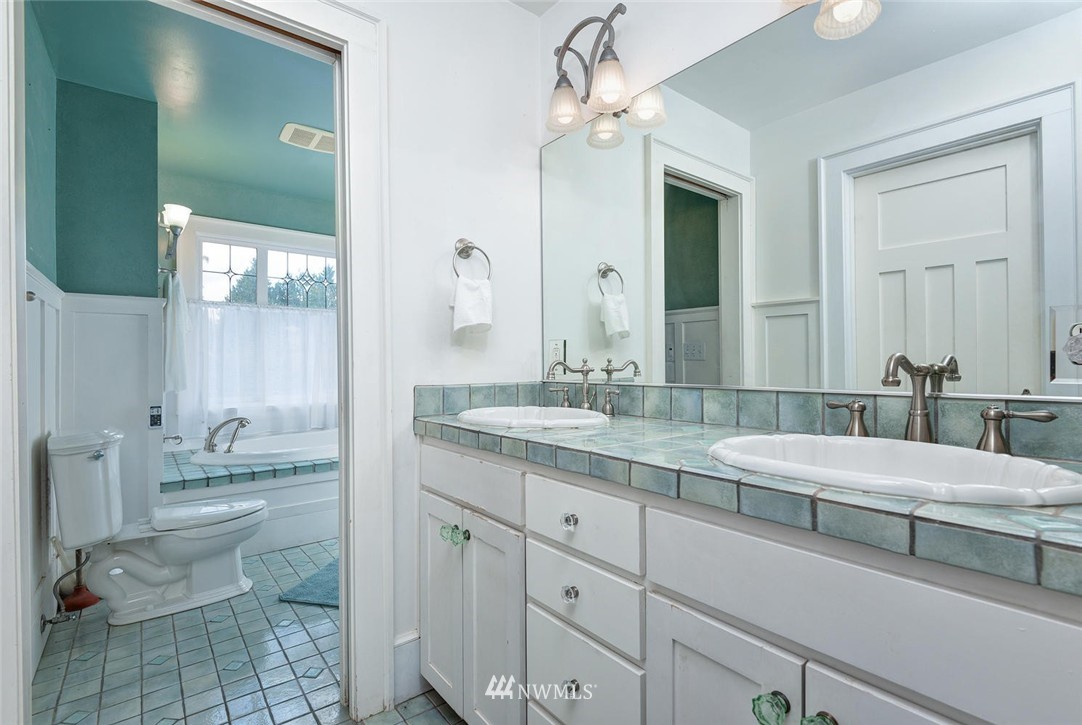 420 Northwest 45th Street Seattle, WA 98107 - Photo 15 of 25