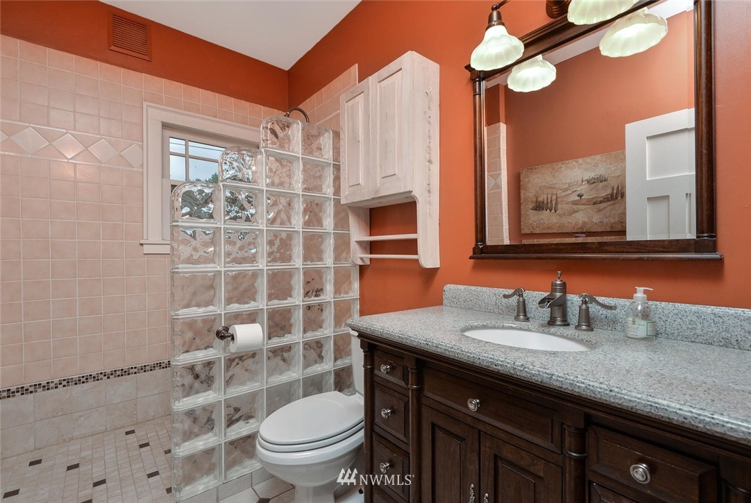 420 Northwest 45th Street Seattle, WA 98107 - Photo 20 of 25