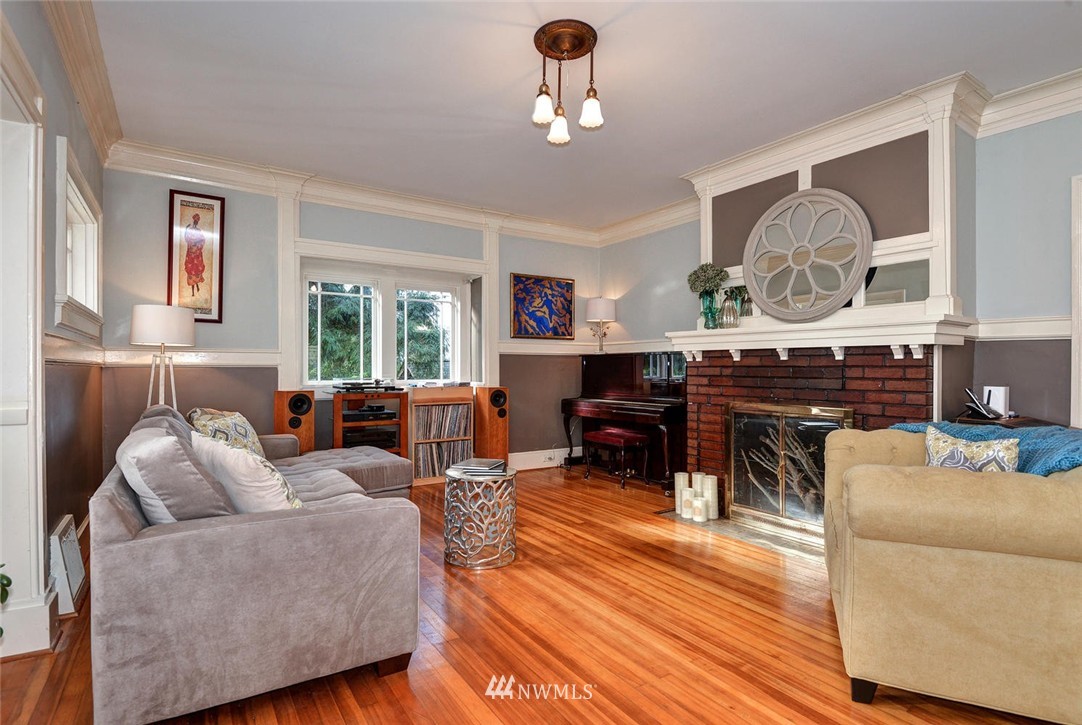 420 Northwest 45th Street Seattle, WA 98107 - Photo 4 of 25