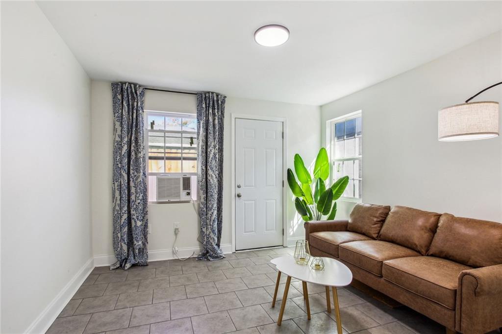 1905 France Street, Unit C New Orleans, LA 70117 - Photo 4 of 11