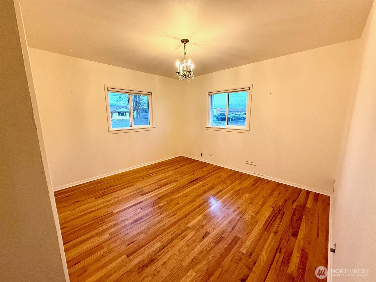 1006 East Dobson Road Odessa, WA 99159 - Photo 4 of 38 a view of empty room with wooden floor