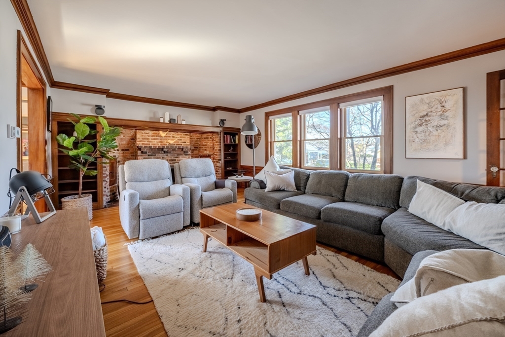 35 Westvale Road Medford, MA 02155 - Photo 18 of 40 Gallery Image 18