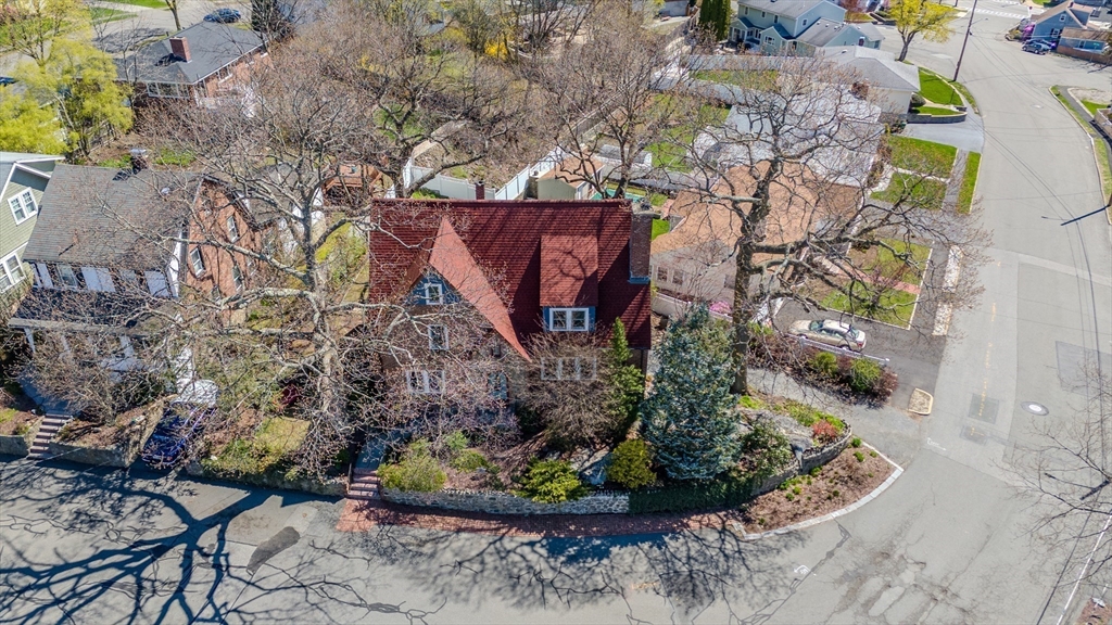 35 Westvale Road Medford, MA 02155 - Photo 5 of 40 Gallery Image 5