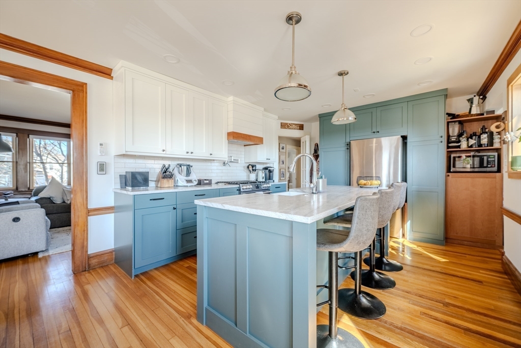 35 Westvale Road Medford, MA 02155 - Photo 8 of 40 Gallery Image 8