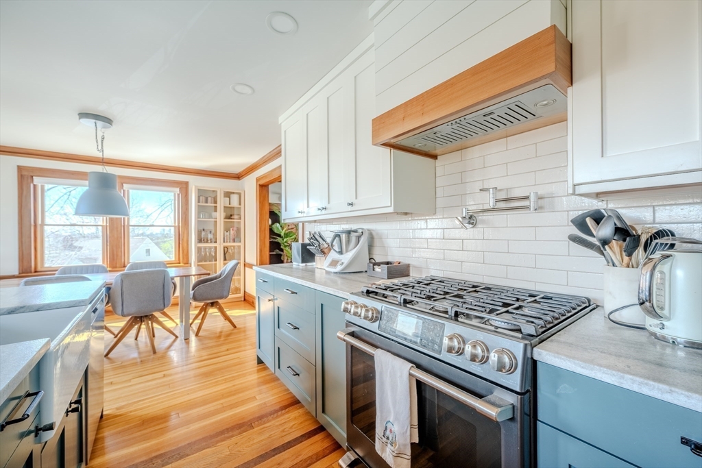 35 Westvale Road Medford, MA 02155 - Photo 10 of 40 Gallery Image 10
