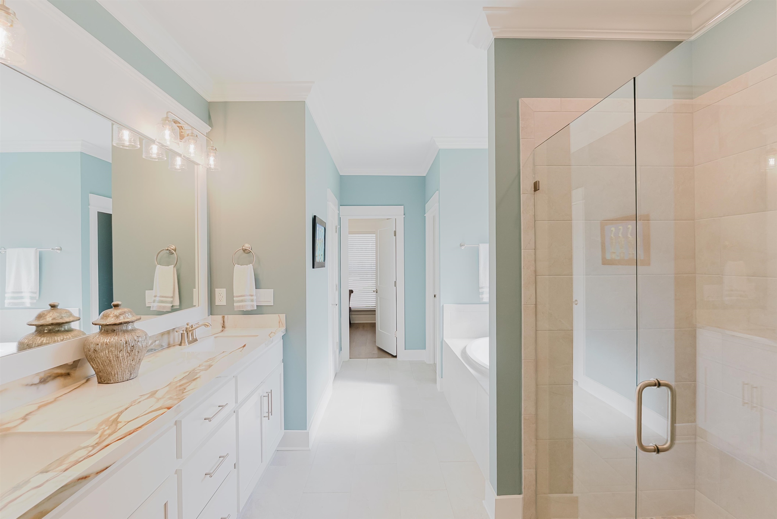 380 Garrison Boulevard Fairhope, AL 36532 - Photo 23 of 39 Bathroom
