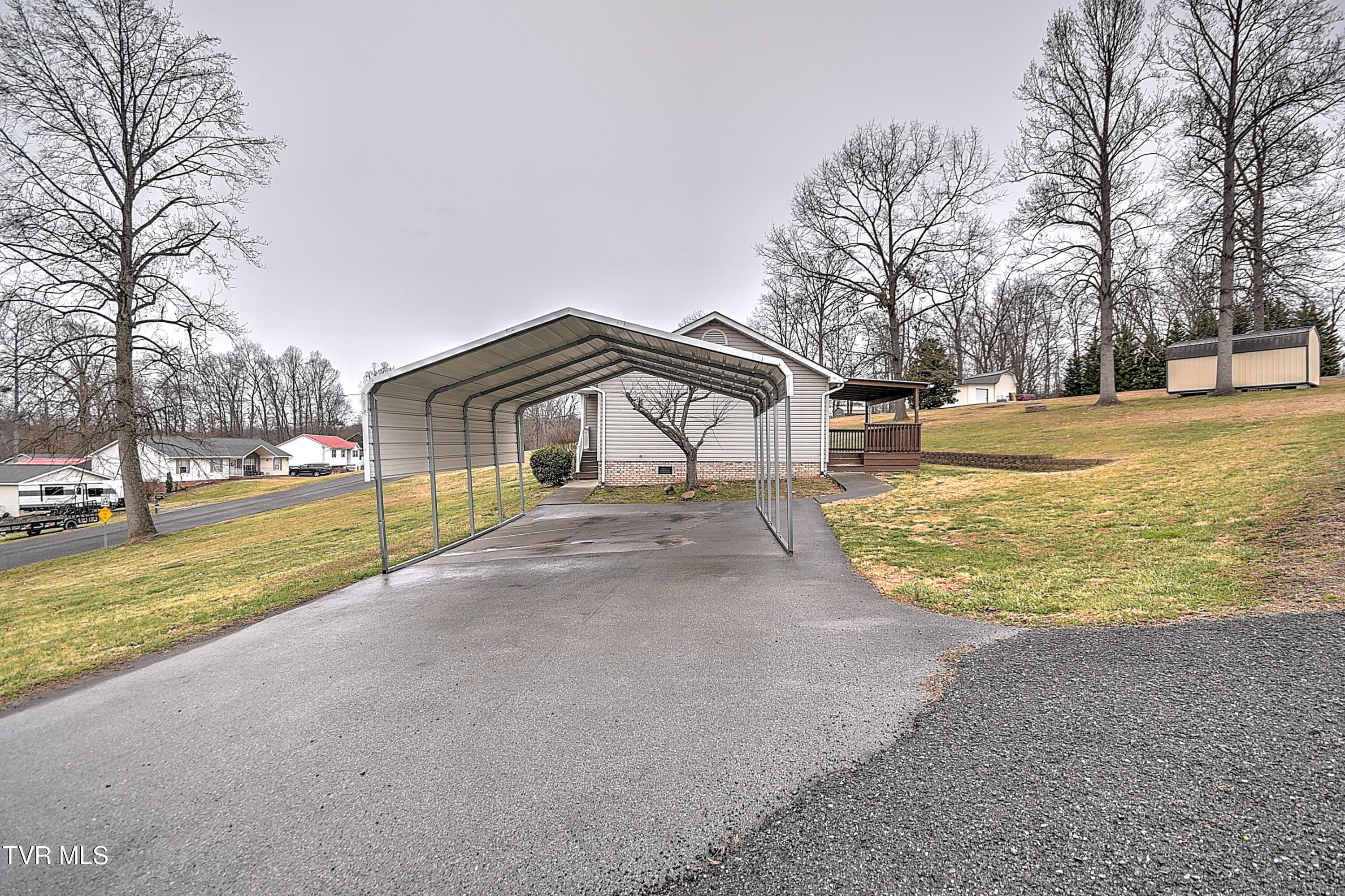 220 Peters Road Bristol, TN 37620 - Photo 37 of 37 220 Peters AH-37