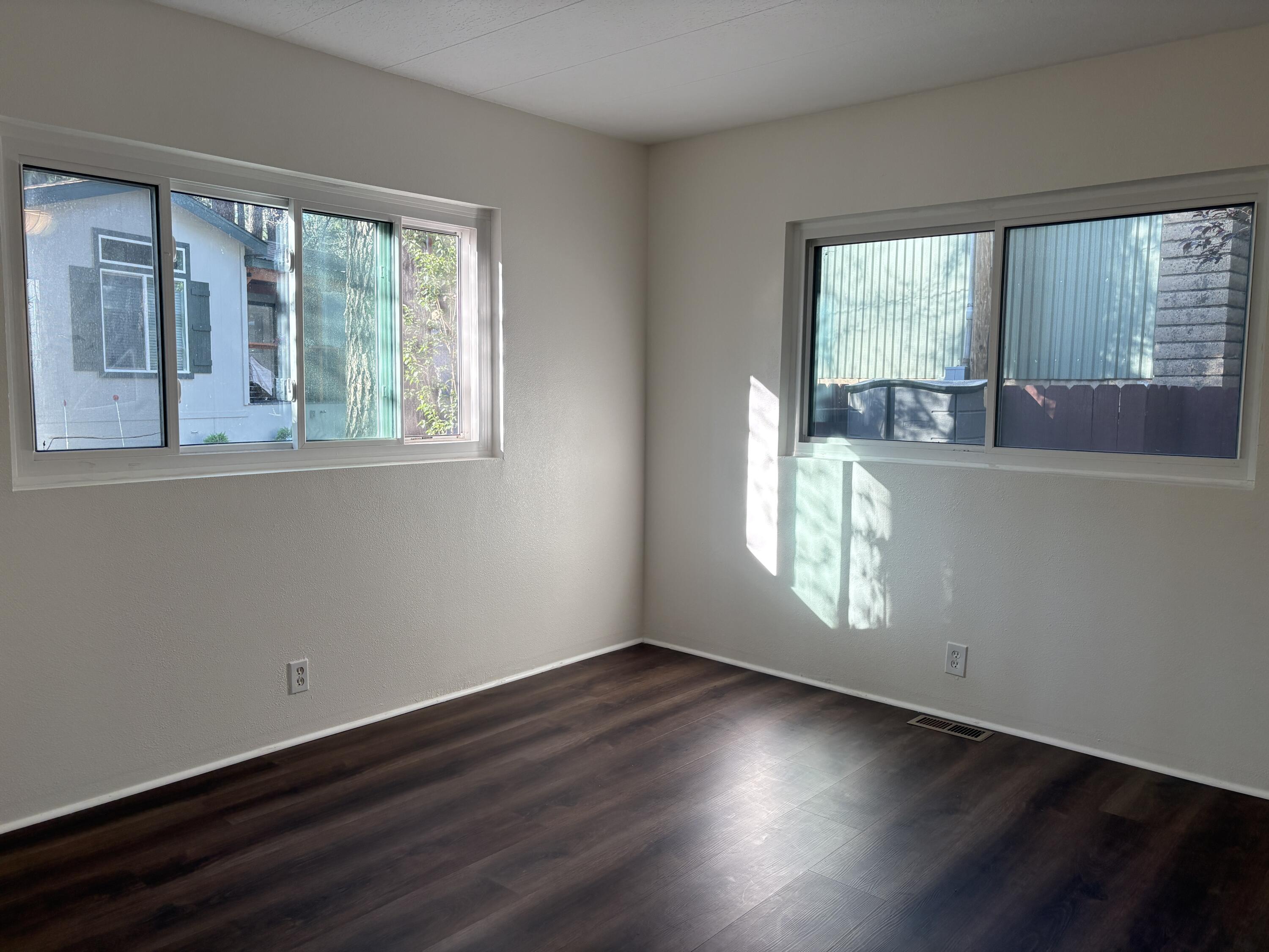 25955 Highway 243, Unit 20 Idyllwild, CA 92549 - Photo 15 of 31 Primary Bedroom