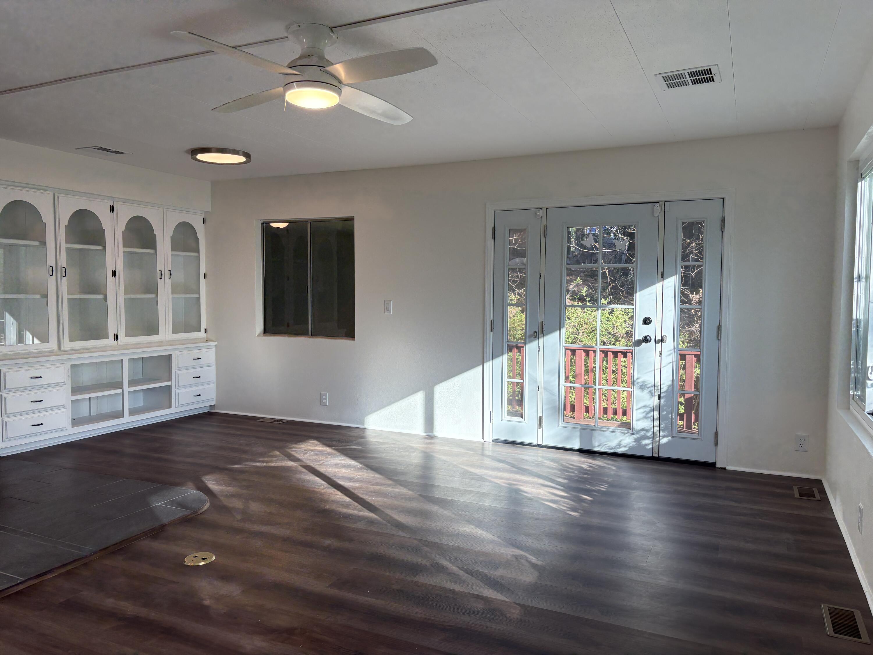 25955 Highway 243, Unit 20 Idyllwild, CA 92549 - Photo 4 of 31 Living Room, Dining Area