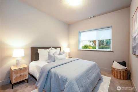 $1,988,000 | 205 4th Court South, Unit 13, Kirkland, WA 98033