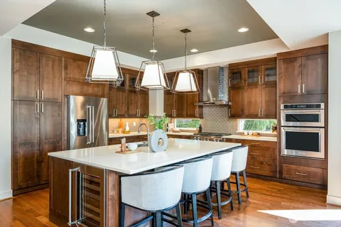 $1,988,000 | 205 4th Court South, Unit 13, Kirkland, WA 98033