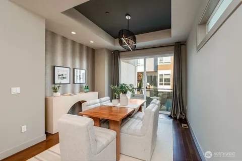 $1,988,000 | 205 4th Court South, Unit 13, Kirkland, WA 98033