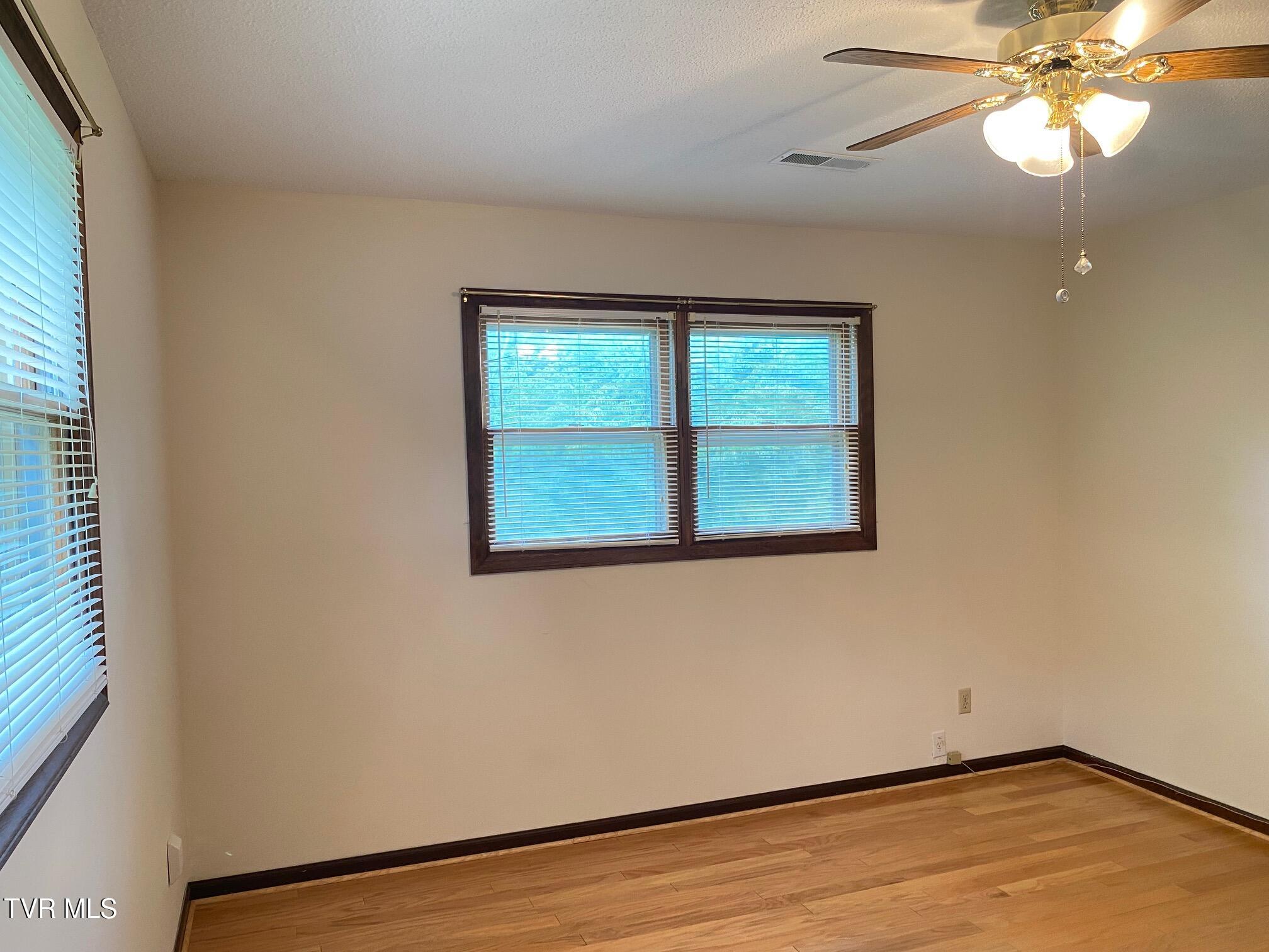 3204 Marbleton Road Unicoi, TN 37692 - Photo 53 of 114 Second bedroom