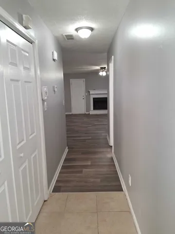 $2,100 | 2798 Country Court Southeast, Unit B, Conyers, GA 30013